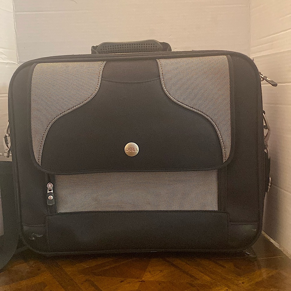 DELL LABTOP CARRYING CASE